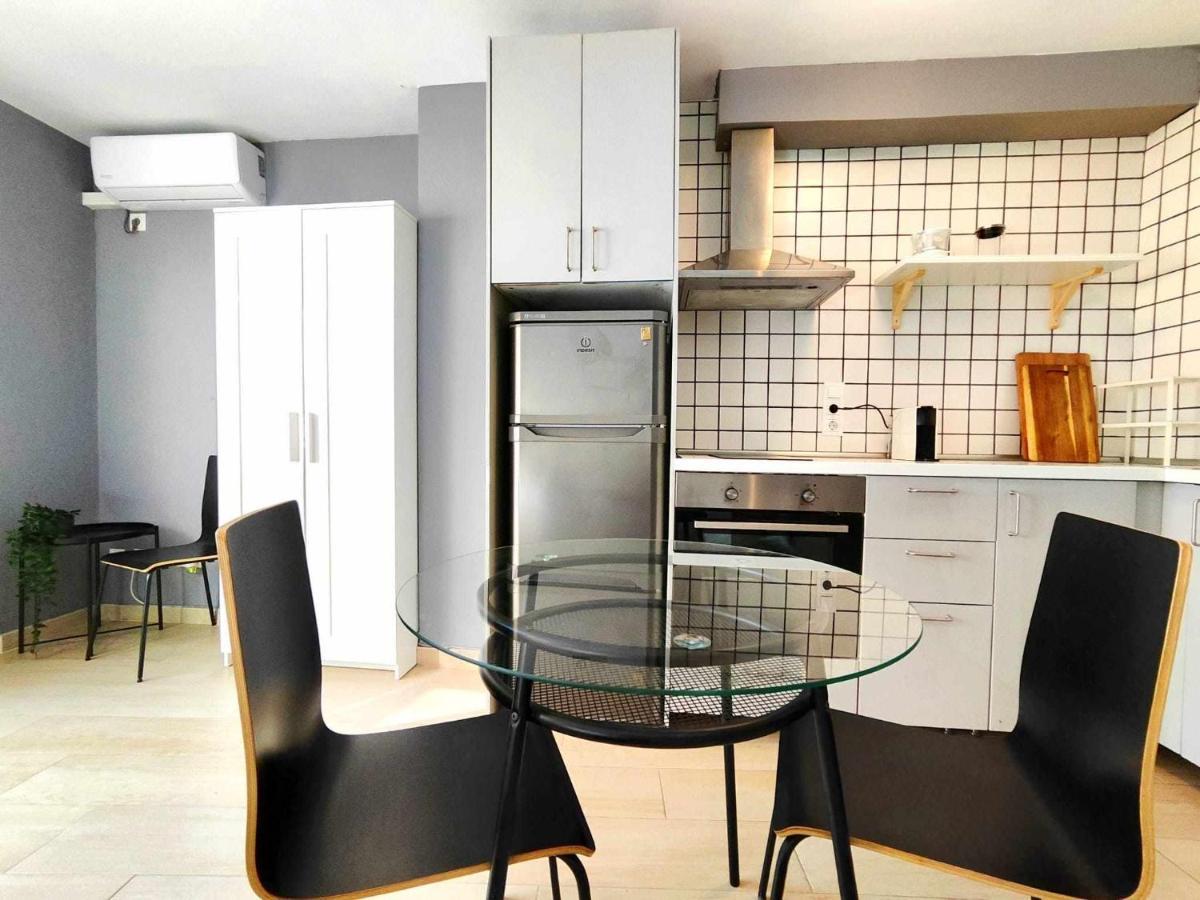 Mazi Apartments Suite Mataró Eksteriør bilde