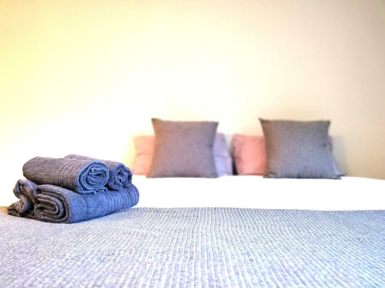 Mazi Apartments Suite Mataró Eksteriør bilde